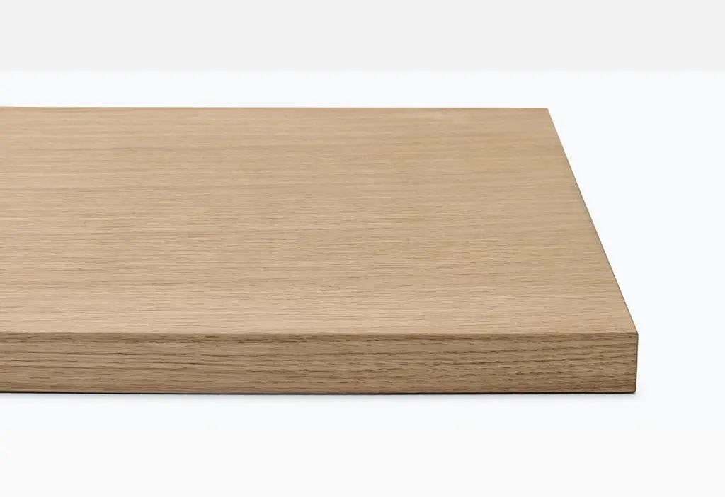 wood-oak-veneered-still-03.webp
