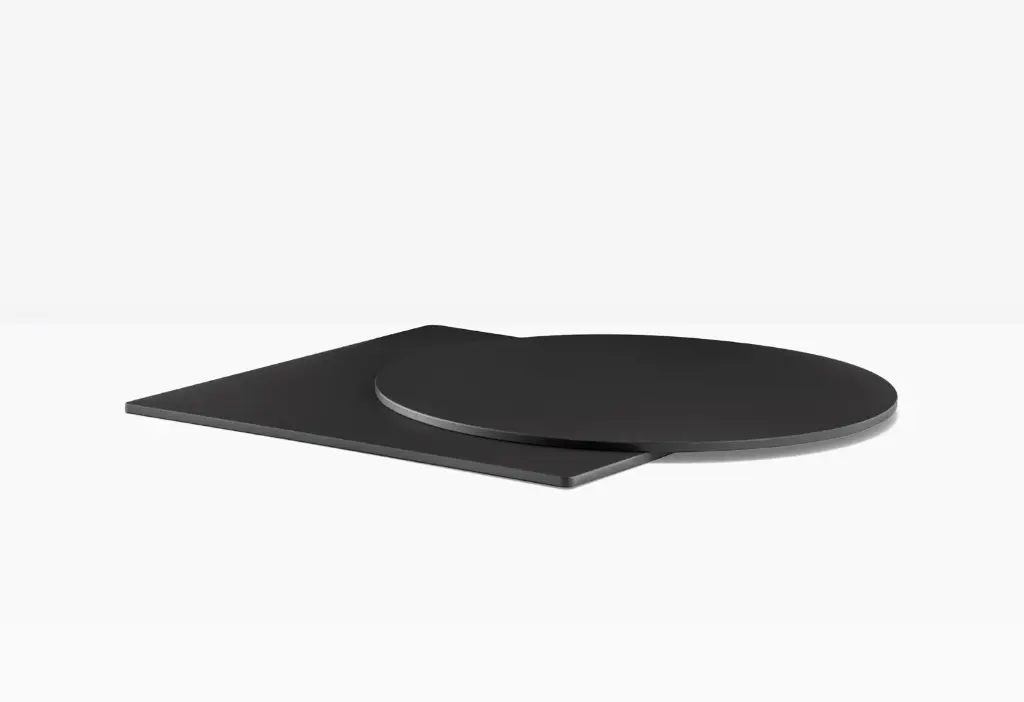 solid-laminate-fenix-still-02.webp
