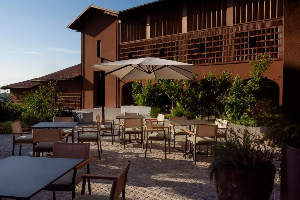 casa-di-langa-ref-01.webp