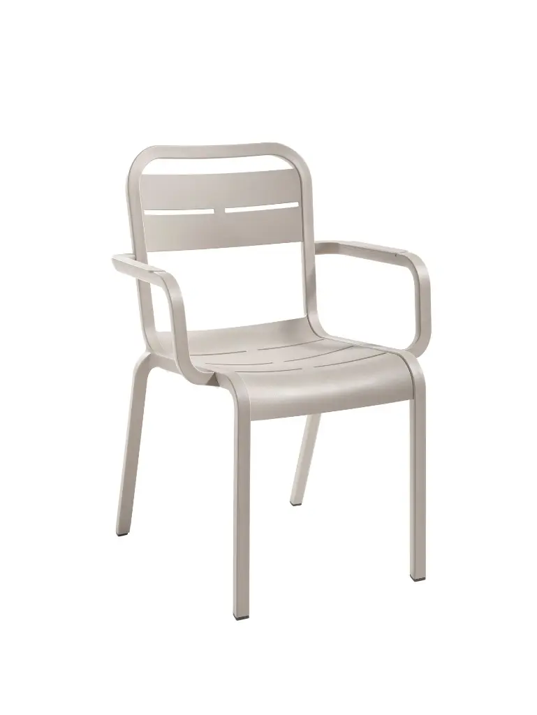 U7701011 Fauteuil Cannes Havane 3-4 face  DET.webp