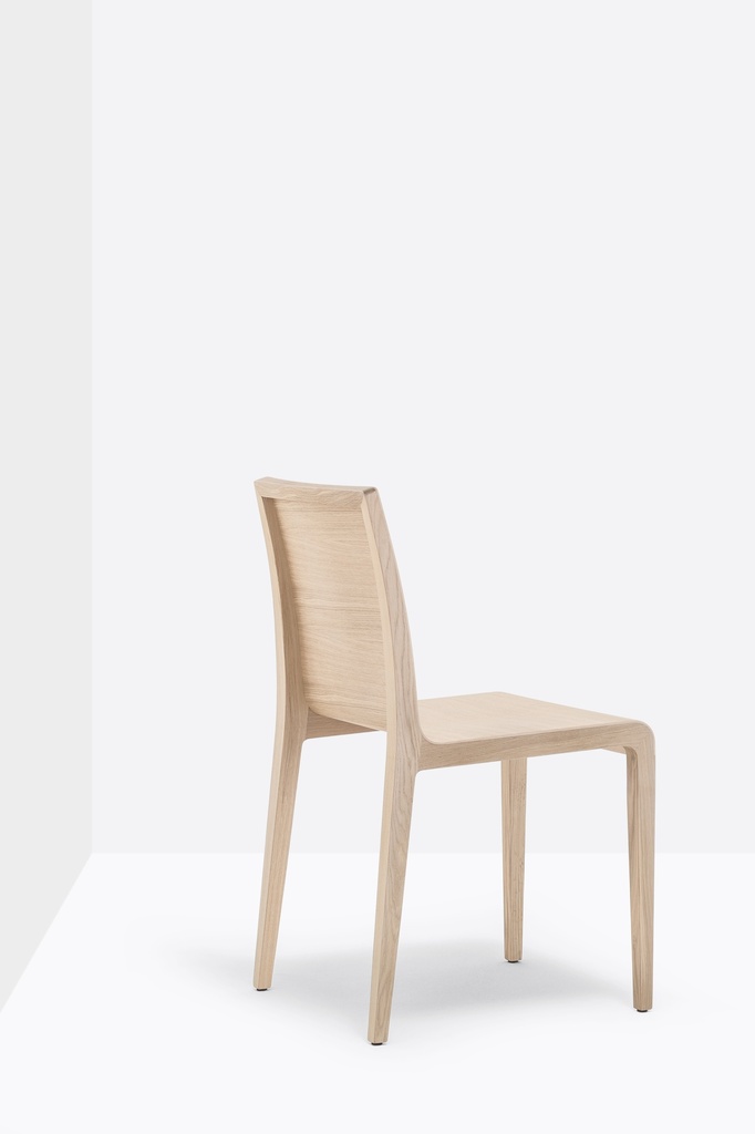 [PE 420] Young stoel